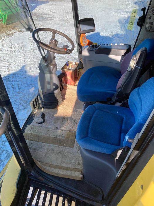 Комбайн NEW HOLLAND CX8080