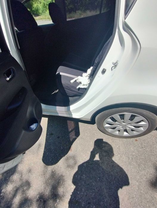 Продам Nissan Leaf 2014.