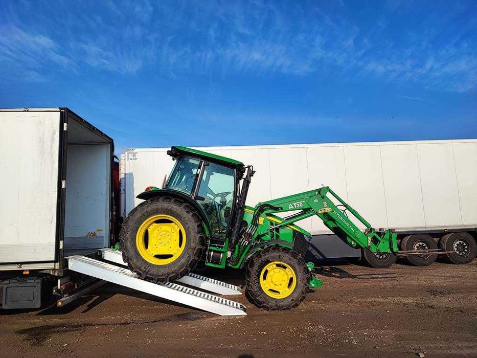 Алюмінієві трапи (апарелі,наїзди,рампи) для спецтехніки