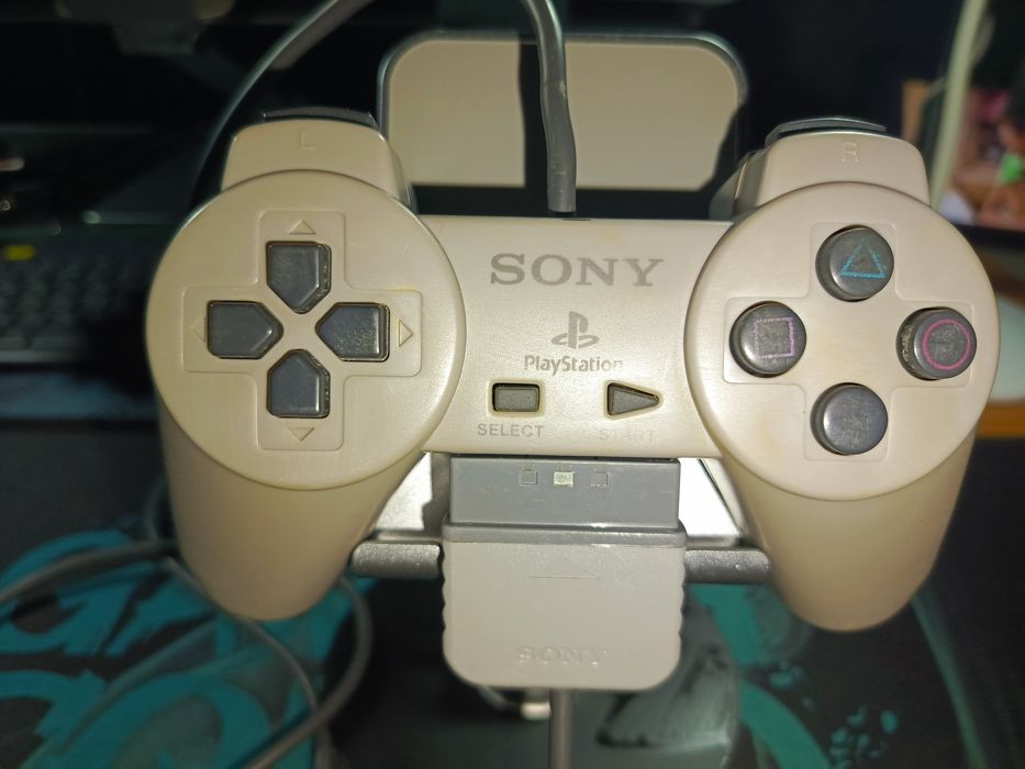 Джойстик Sony PlayStation (под ремонт или на запчасти)