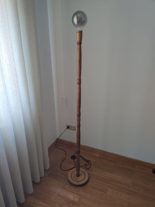 Wooden Floor Lamp