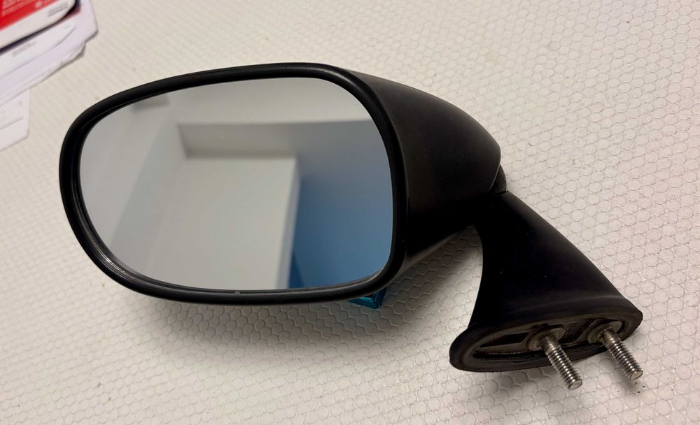 Yamaha Thunderace: Espelho Esq. Válvula Exup,Fecho asssento,Tampão Gas