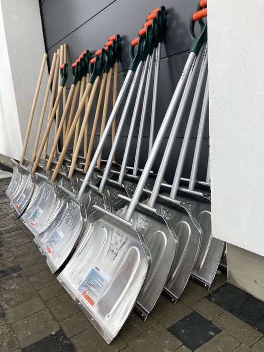 Лопата для снігу