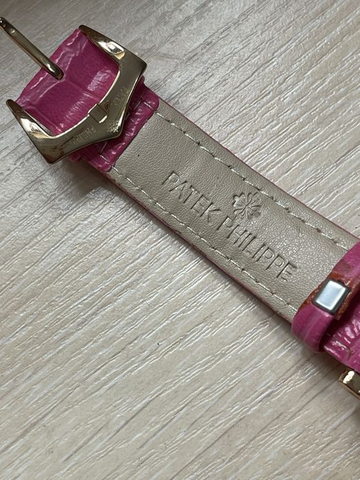 НОВЫЕ Наручные часы женские