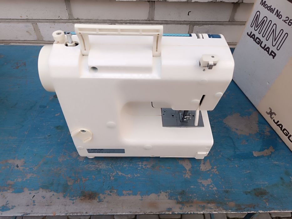 Швейна машина mini JAGUAR нова!