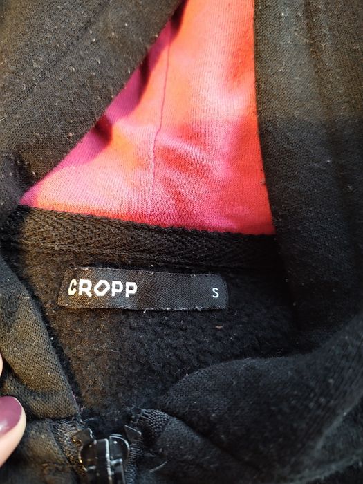 Dwie bluzy anime plus  gratis