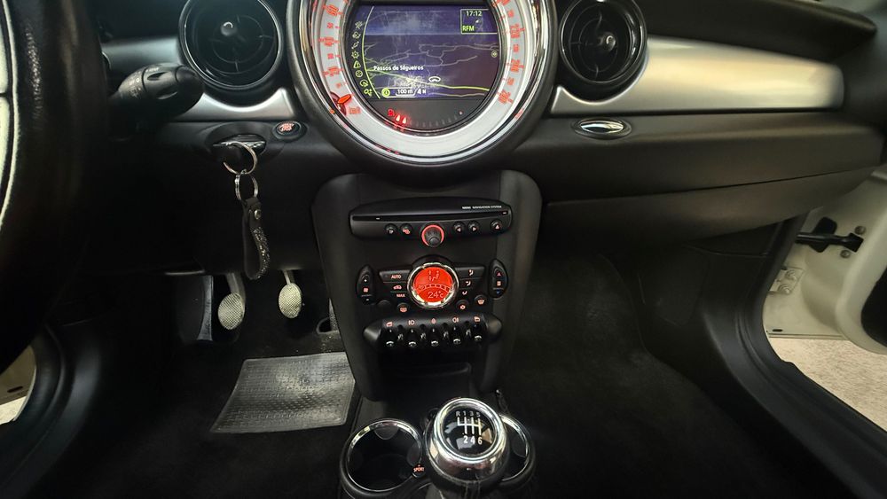 MINI Cooper D 1.6 112cv