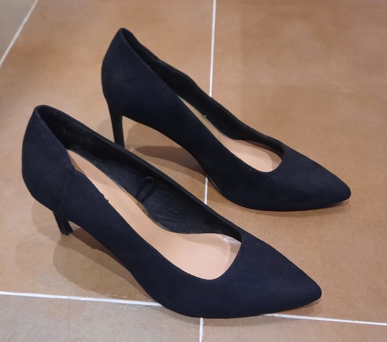 Sapatos de senhora  n° 39 stradivarius