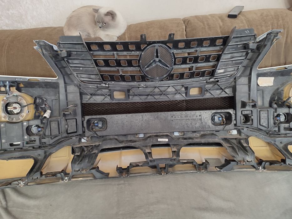 Передний бампер mercedes ml 63 amg w164