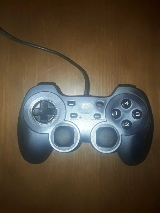 Logitech RumblePad 2 Gamepad64729897544323120