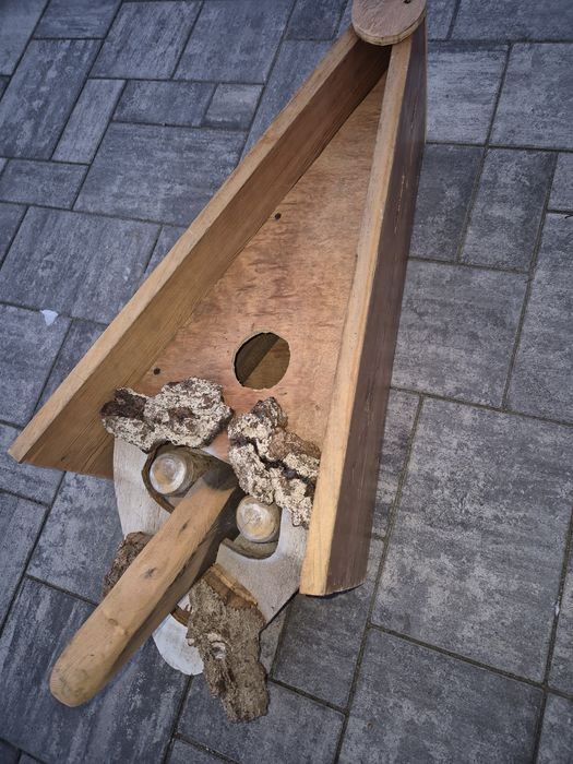 Sprzedam domek dla ptaszków.