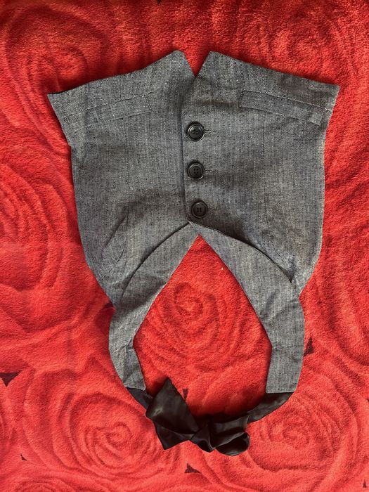 Жилет з відкритою спиною .TOM   WOLFE