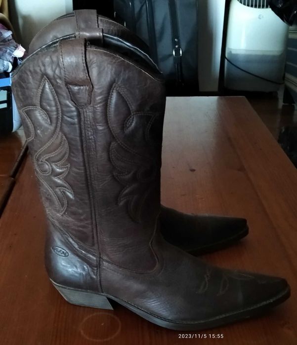 Botas texanas em pele