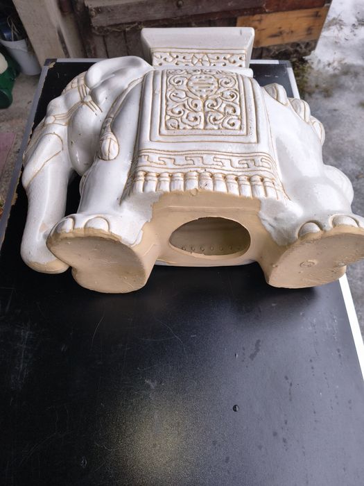 Słoń ceramiczny - stolik,