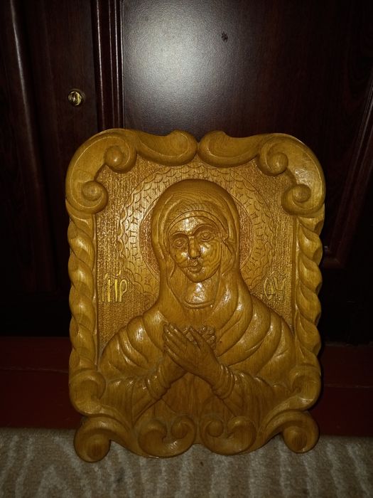 Виразблена Ікона з дерева