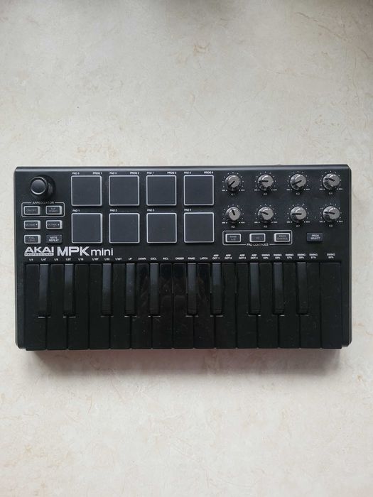 MIDI клавіатура Akai MPK mini MK2 (black edition)