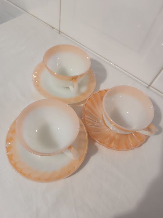 Conjunto 3 Pires e Chávenas de Chá. Fire King