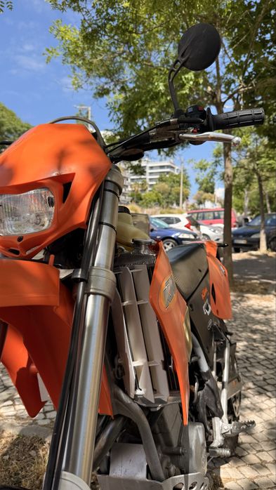 KTM 400 matriculada