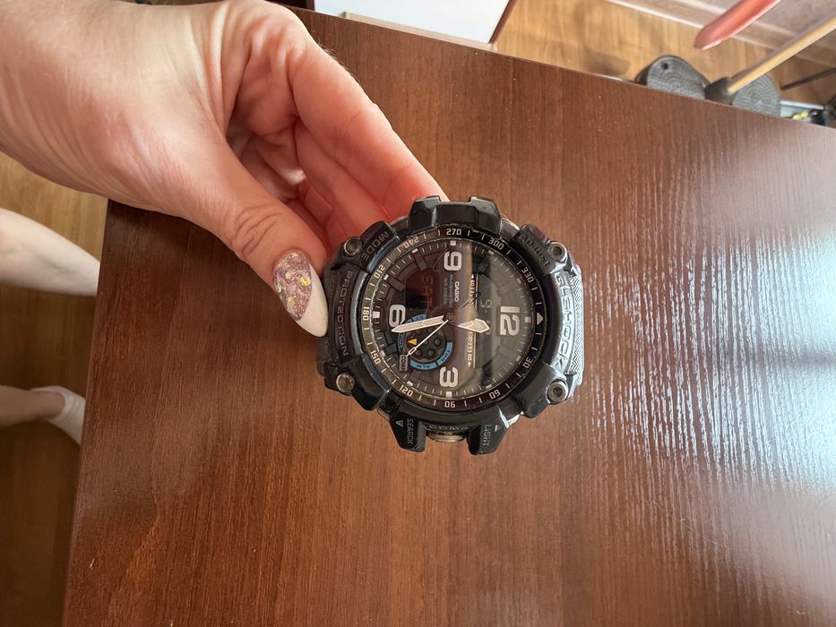 Продам годинник Casio G-Shock GG -1000