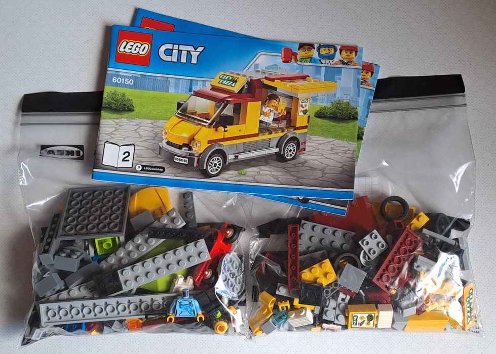 Foodtruck z pizzą Lego City 60150