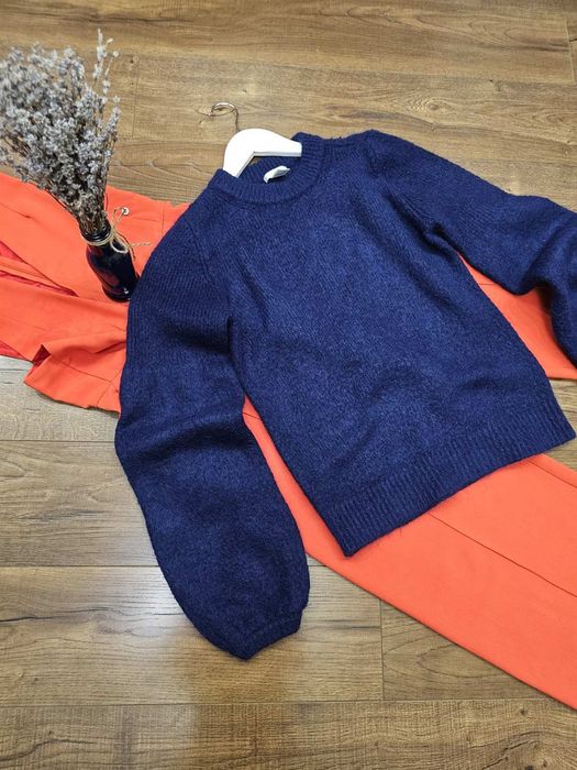 Светр H&M  шерсть  мохер розмір XS S
Стан і