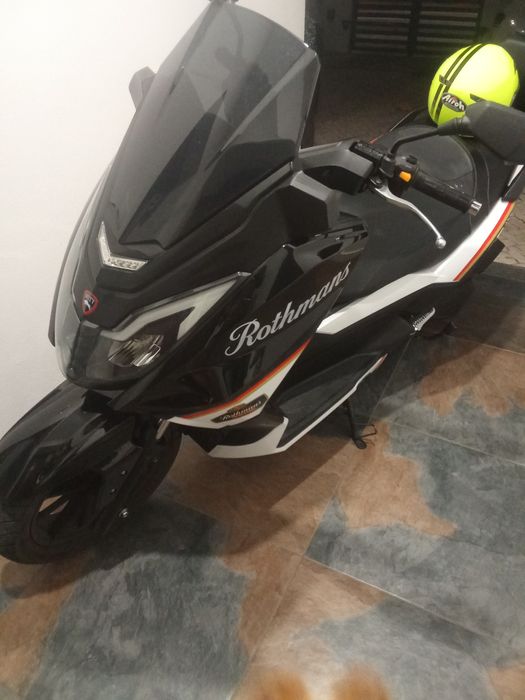 Scooter edição especial