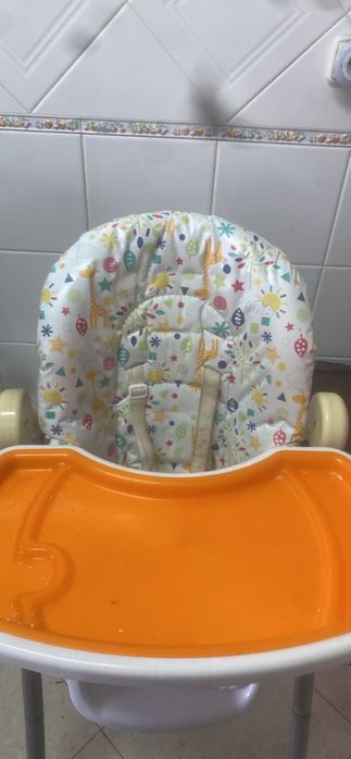 Cadeira da papa bebé