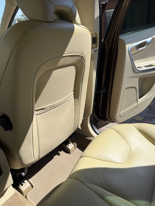 Продам Volvo XC60