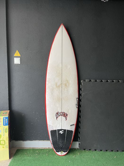 prancha Lost Driver 2.0 – 5’8” | 26L