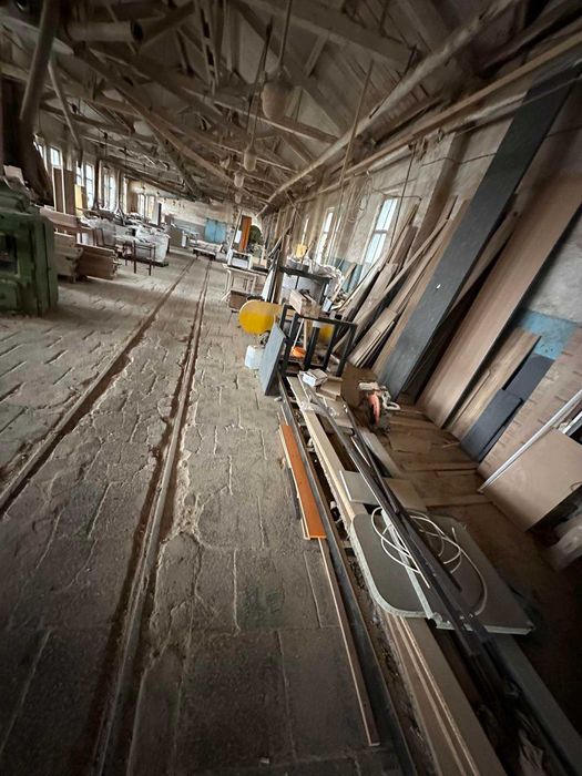 Продається ТЗОВ " Іршавська меблева фабрика"