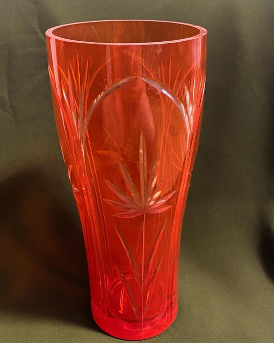 Сувенирные вазы,Вазы для цветов, Чайники , Графины