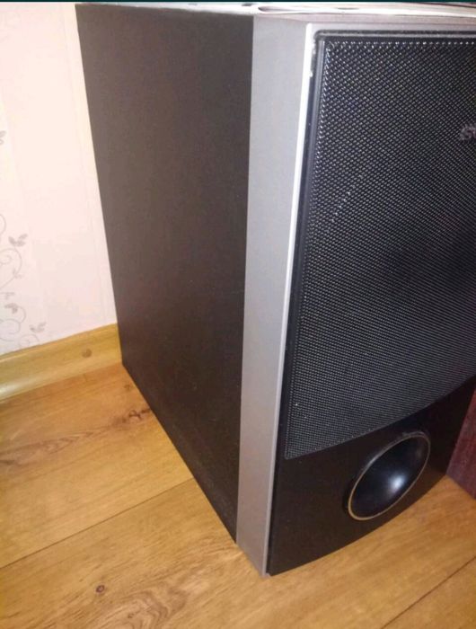 Савбуфер и колонки Sony