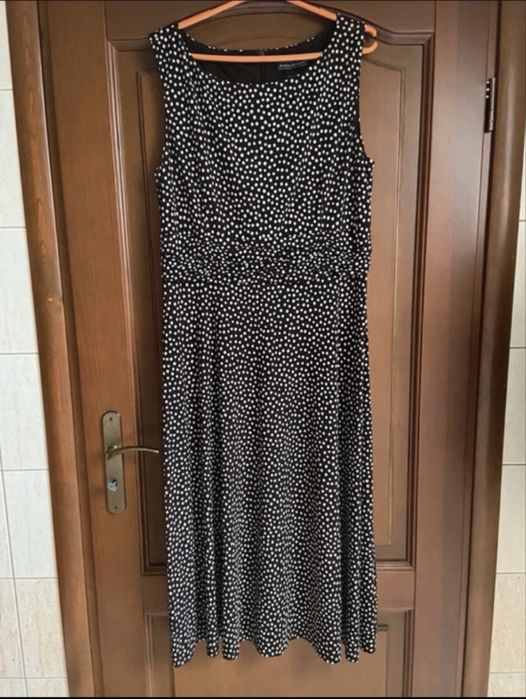Sukienka w groszki