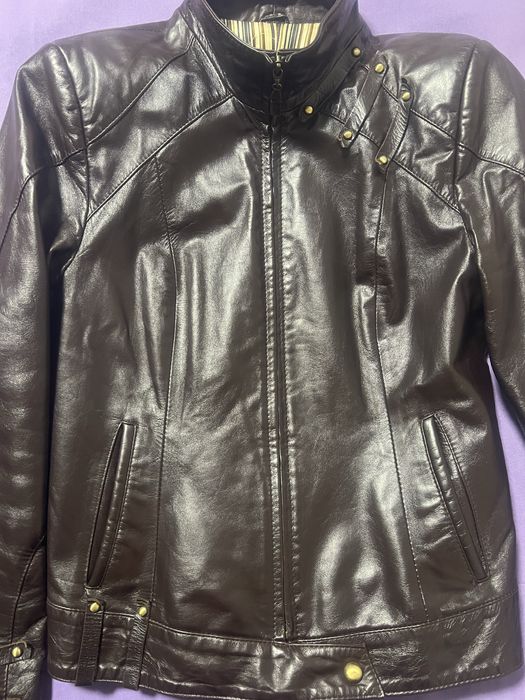 Шкіряна жіноча куртка