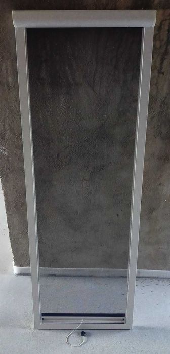 Moskitiera Rolowana Automatycznie zwijana  Aluminiowa