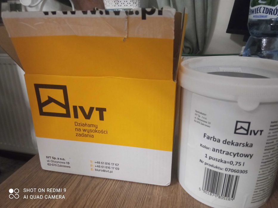 Taśma dekarska fix, spinki do dachówki, stopień kominiarski, farba IVT