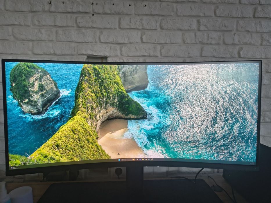 Монітор Xiaomi Mi Curved Gaming Monitor 34"