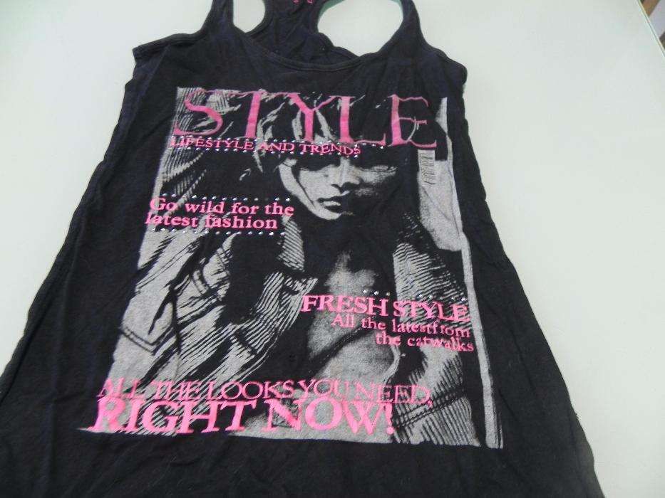 top preto com estampado