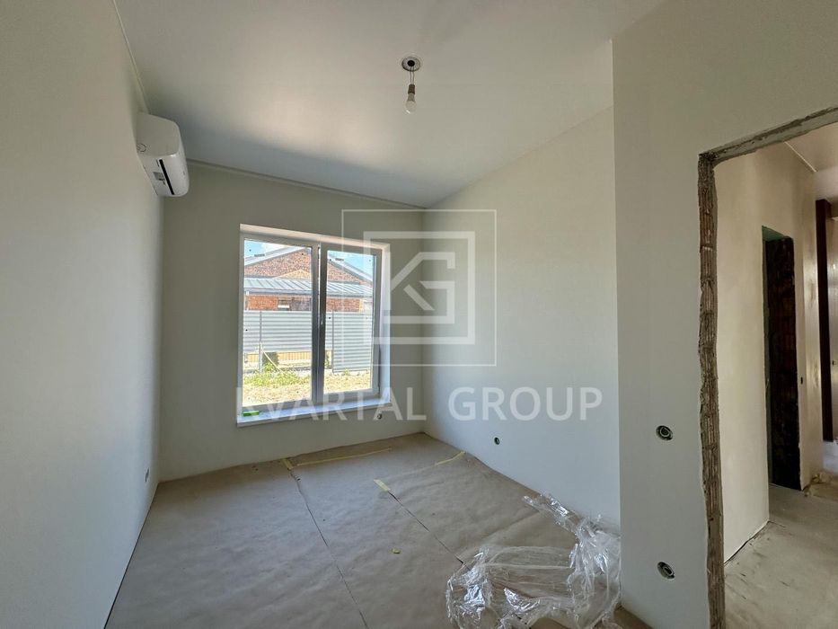 Продаж Будинку з ремонтом 88 м² | 3 спальні | 5,5 соток | Закрите містечко