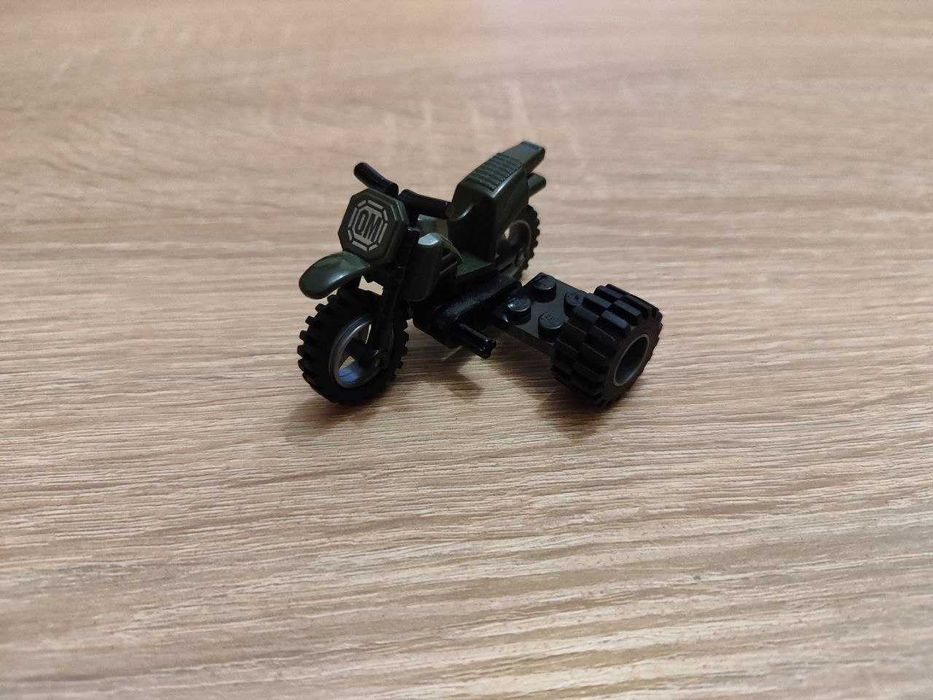 Конструктор блочный LEGO Vintage военный мотоцикл с коляской