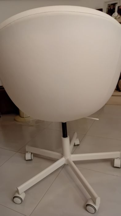 Cadeira giratória Skruvsta