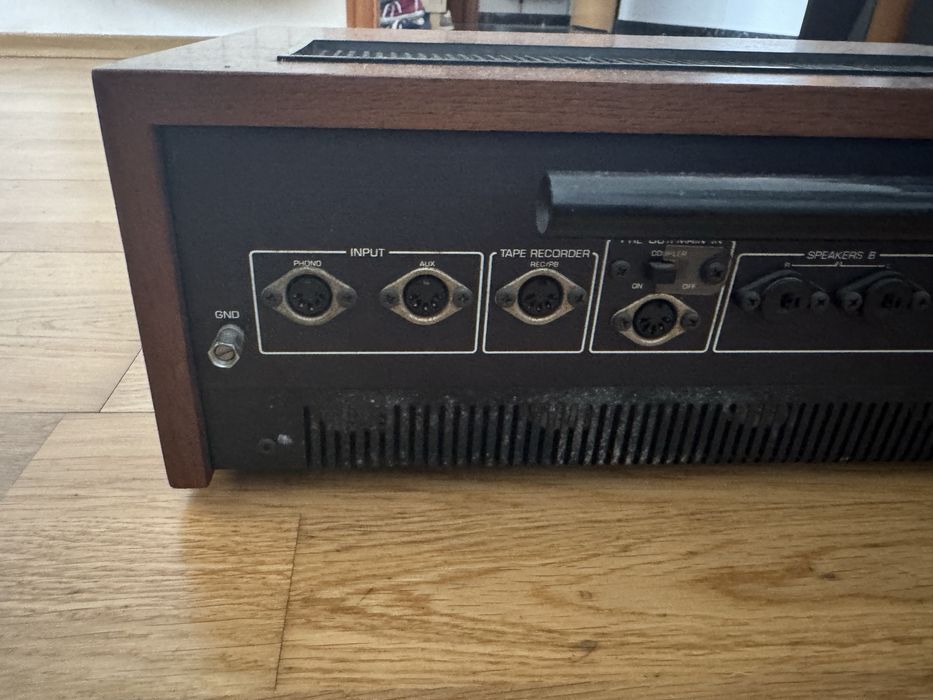 Amplificador yamaha cr700