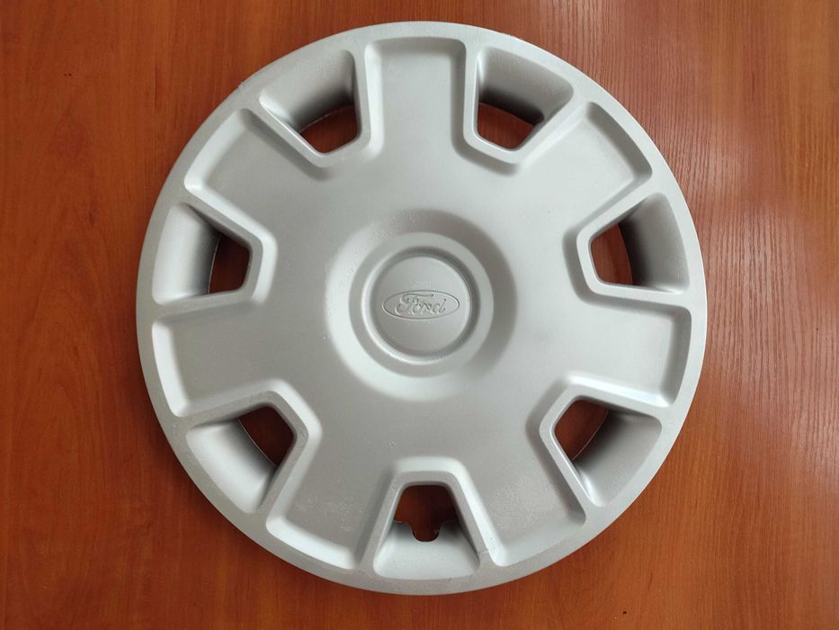 Колпак Ford R15 4M51-1000-BB