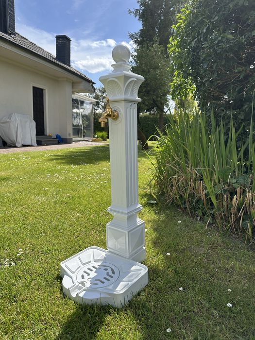 Kran ogrodowy w klasycznym stylu