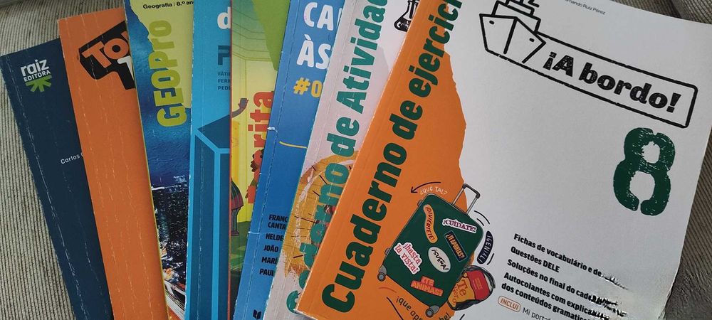 Manuais e cad. Actividades 8° ano
