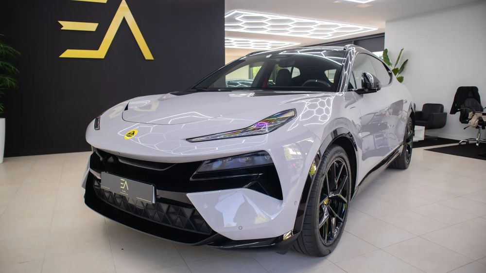 Lotus Eletre 600