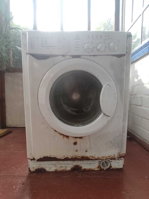 Пральна машина/машинка Indesit wil 105