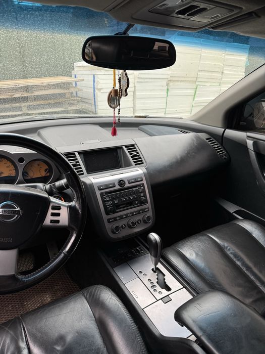 Позашляховик Nissan Murano