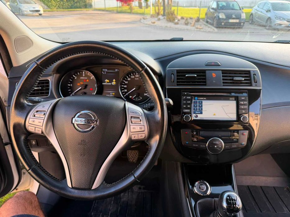 Nissan Pulsar Tekna (full extras) c/ 166000 km