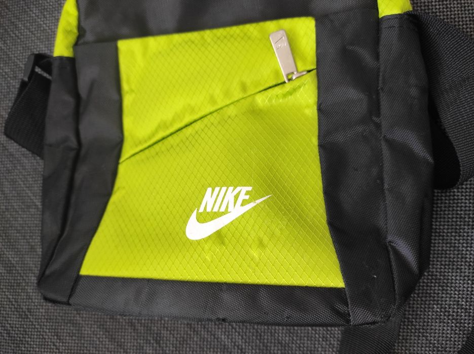 Nike crosbody bag
